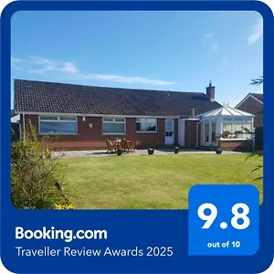 the-burrow-a-spacious-bungalow-in-heart-of-ni.belfasthotelsireland.com/